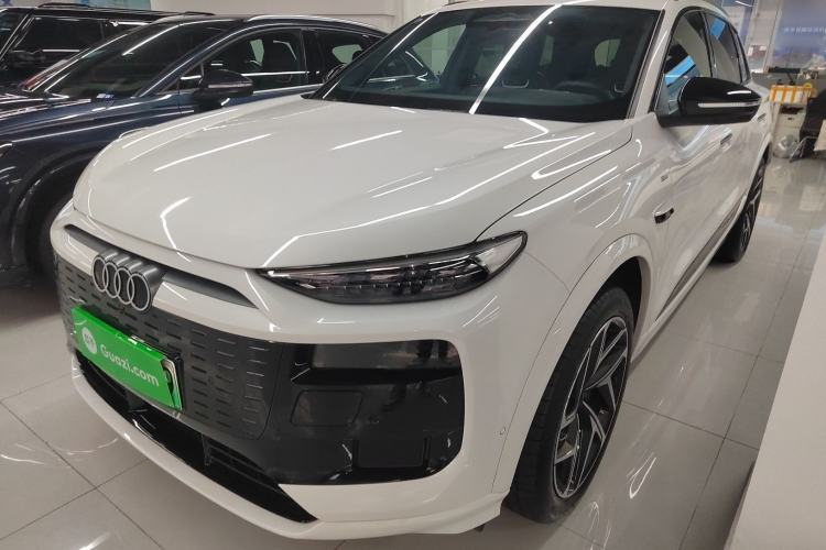 Used Audi Q6L e-tron 2026 First Launch Navigation Edition Guazi used car, China used car export, Used car for sale, Used  cars, Cheapest cars for sale