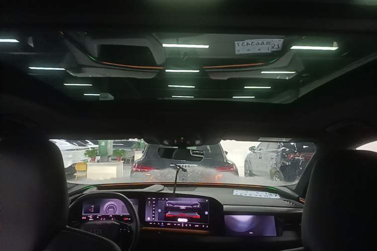 Used Audi Q6L e-tron 2026 First Launch Navigation Edition Headliner