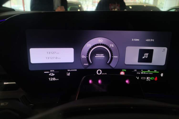 Used Audi Q6L e-tron 2026 First Launch Navigation Edition Instrument Cluster