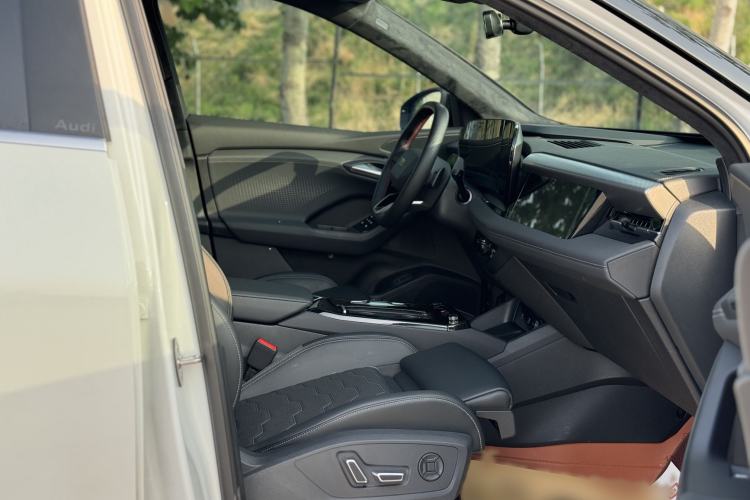 Used Audi Q6L e-tron 2026 Ultra-Long Range Edition Interior 1