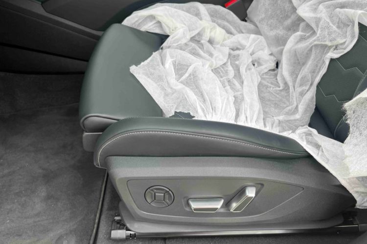 Used Audi Q6L e-tron 2026 First Launch Navigation Edition Interior 11