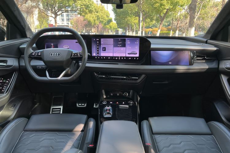 Used Audi Q6L e-tron 2026 First Launch Navigation Edition Interior 2