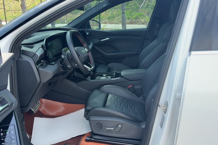 Used Audi Q6L e-tron 2026 Ultra-Long Range Edition Left Front Seat