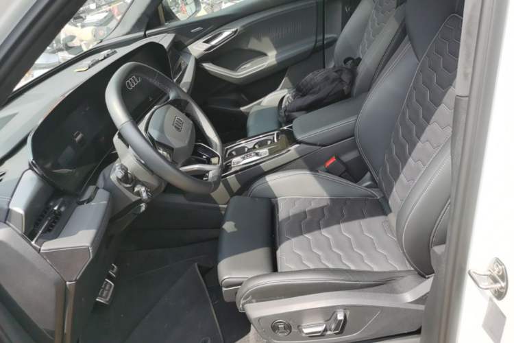 Used Audi Q6L e-tron 2026 First Launch Navigation Edition Left Front Seat