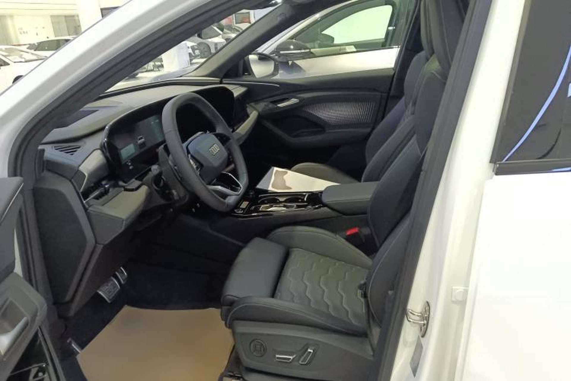 Used Audi Q6L e-tron 2026 First Launch Navigation Edition Left Front Seat