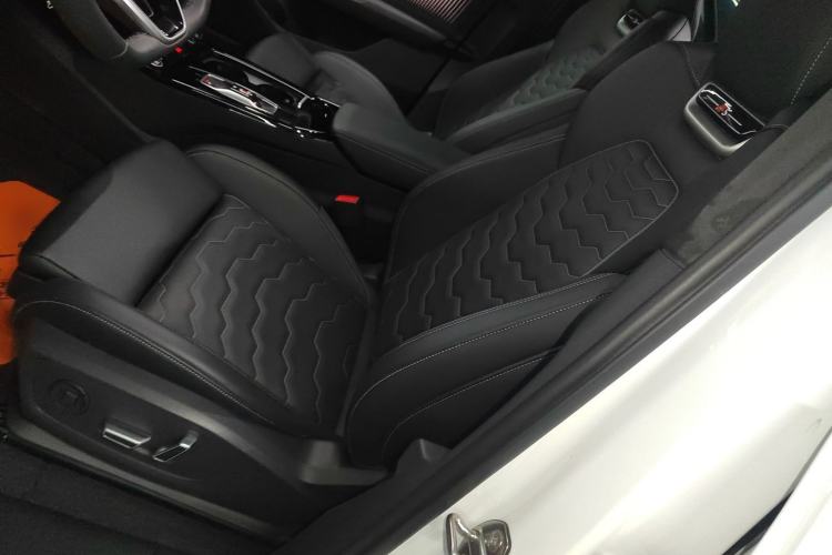 Used Audi Q6L e-tron 2026 First Launch Navigation Edition Left Front Seat