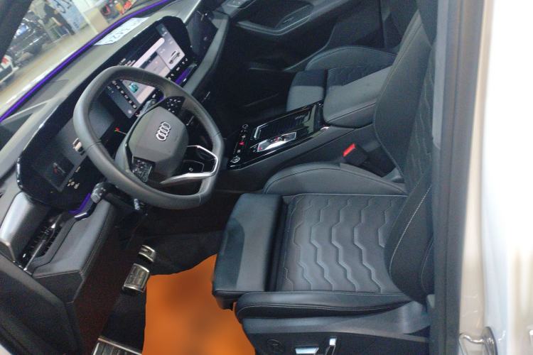 Used Audi Q6L e-tron 2026 First Launch Navigation Edition Left Front Seat