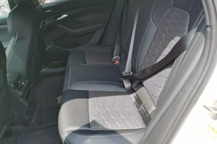 Used Audi Q6L e-tron 2026 First Launch Navigation Edition Left Rear Seat