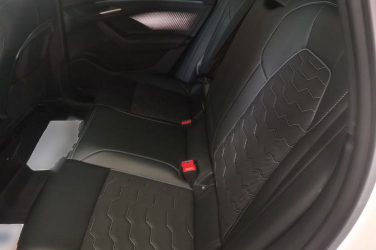 Used Audi Q6L e-tron 2026 First Launch Navigation Edition Left Rear Seat