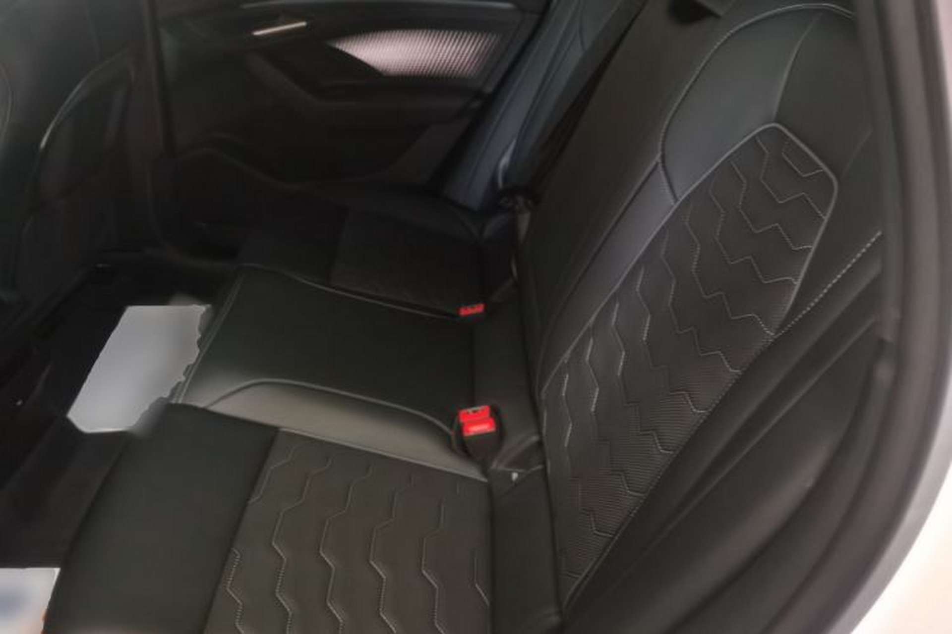 Used Audi Q6L e-tron 2026 First Launch Navigation Edition Left Rear Seat