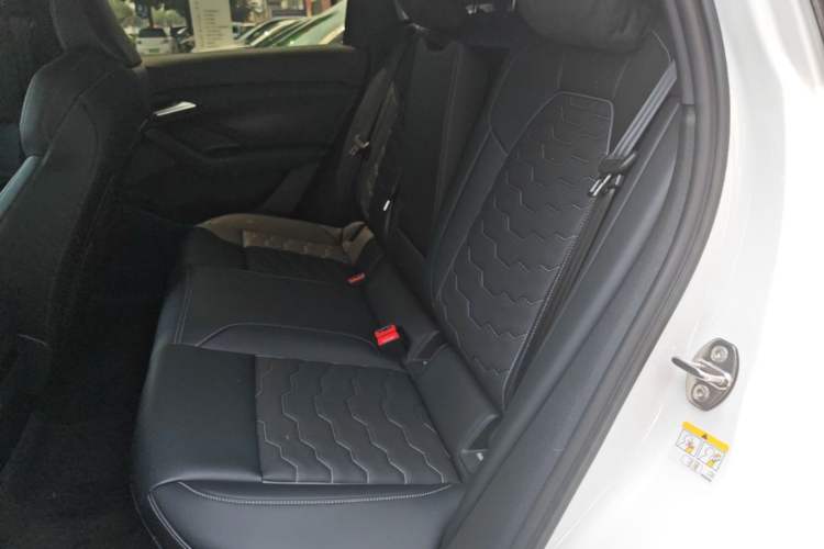 Used Audi Q6L e-tron 2026 First Launch Navigation Edition Left Rear Seat