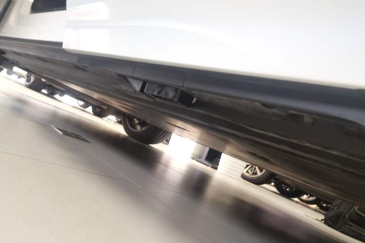 Used Audi Q6L e-tron 2026 First Launch Navigation Edition Left Side Sill