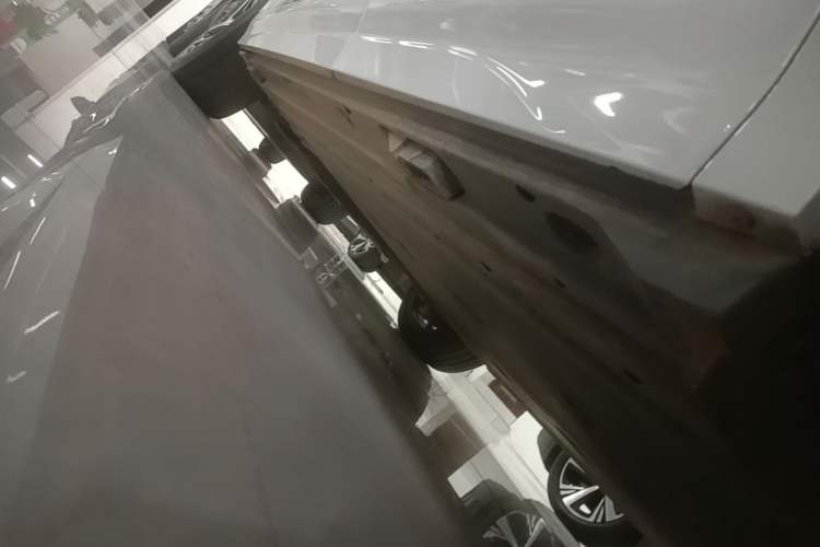 Used Audi Q6L e-tron 2026 First Launch Navigation Edition Left Side Sill