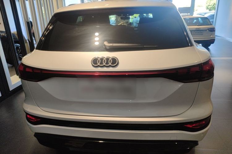Used Audi Q6L e-tron 2026 First Launch Navigation Edition Rear