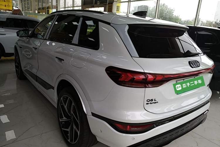 Used Audi Q6L e-tron 2026 First Launch Navigation Edition Rear Left 45 Deg