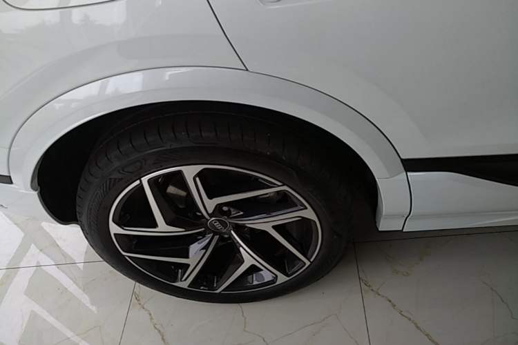 Used Audi Q6L e-tron 2026 First Launch Navigation Edition Right Rear Wheel Hub