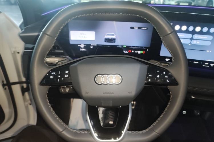 Used Audi Q6L e-tron 2026 Ultra-Long Range Edition Steering Wheel