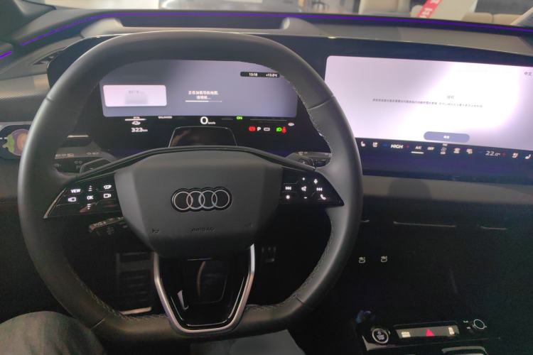 Used Audi Q6L e-tron 2026 First Launch Navigation Edition Steering Wheel