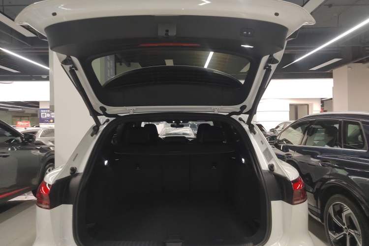 Used Audi Q6L e-tron 2026 First Launch Navigation Edition Trunk