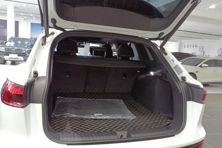 Used Audi Q6L e-tron 2026 Ultra-Long Range Edition Trunk