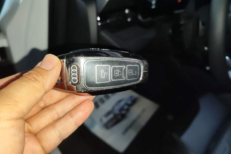 Used Audi Q6L e-tron 2026 Ultra-Long Range Edition Vehicle Key