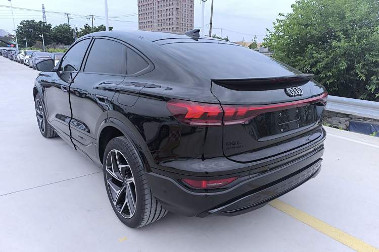 Used Audi Q6L Sportback e-tron 2026 Ultra-Long Range Edition Exterior 3
