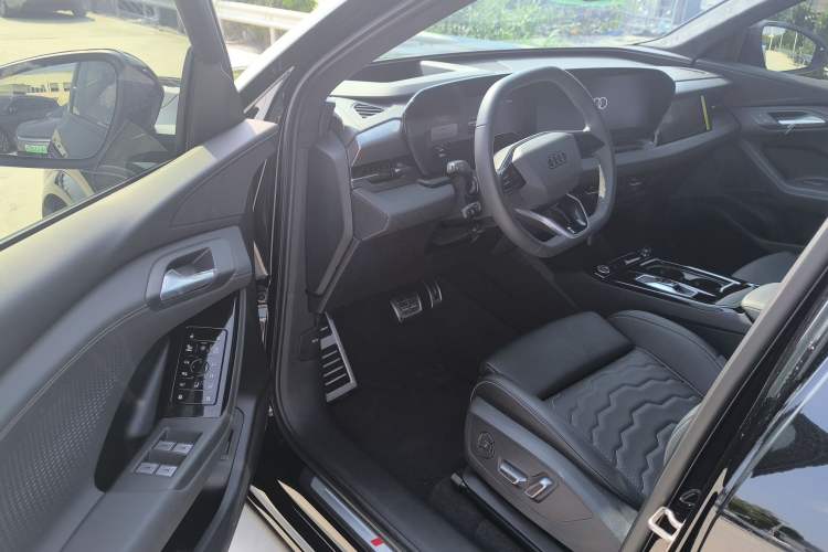 Used Audi Q6L Sportback e-tron 2026 Ultra-Long Range Edition Interior 1