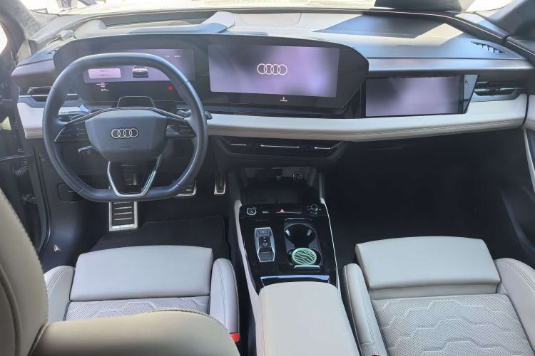 Used Audi Q6L Sportback e-tron 2026 First-Release Navigation Edition Interior 4