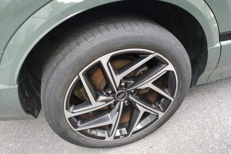 Used Audi Q6L Sportback e-tron 2026 First-Release Navigation Edition Right Rear Wheel Hub