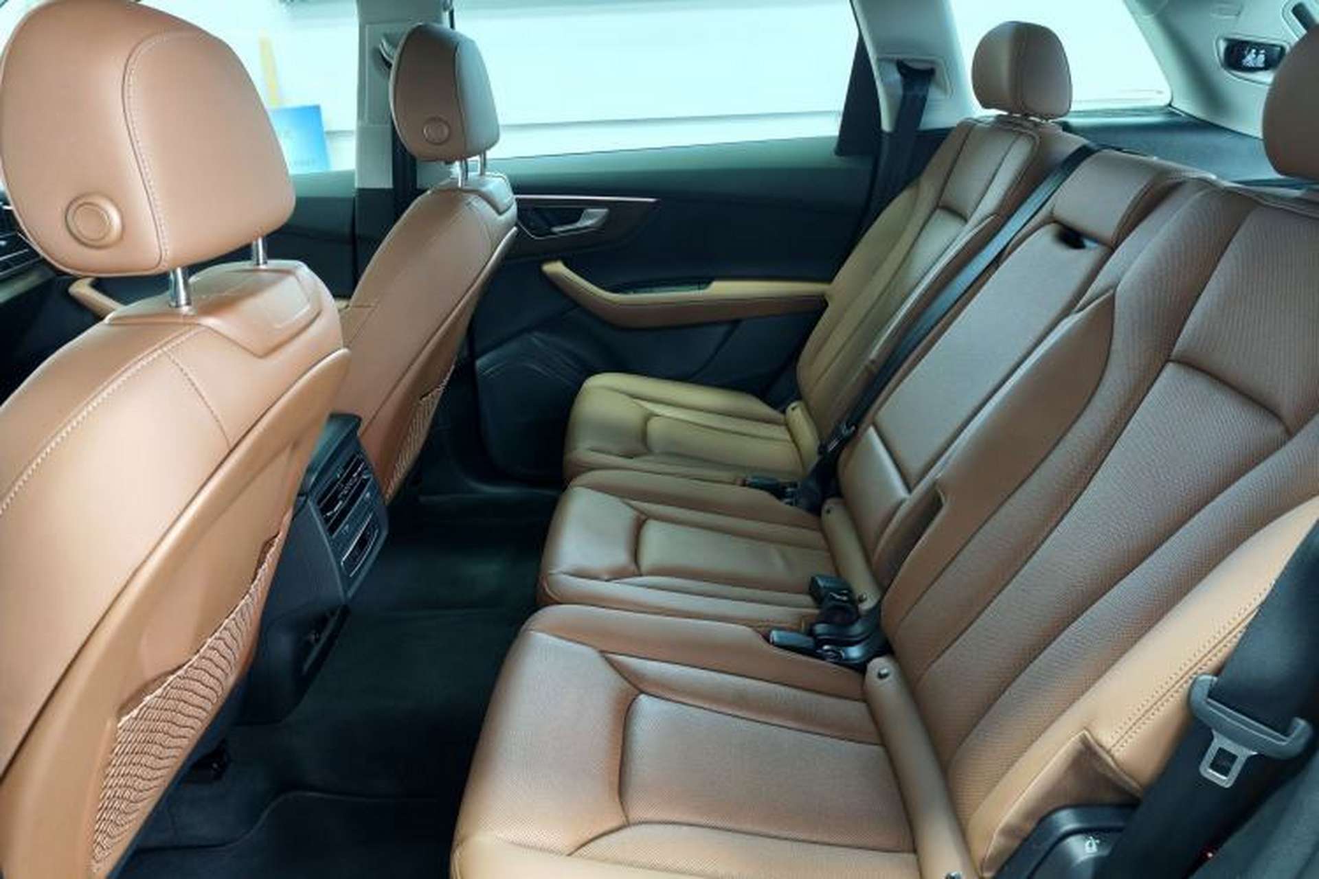 Used Audi Q7 2024 45 TFSI quattro S line Sport Edition Interior 4