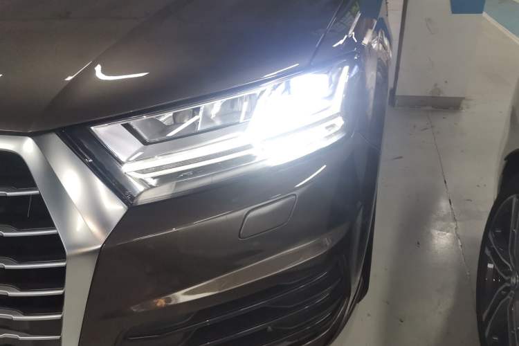 Used Audi Q7 2016 40 TFSI S line Sport Edition Left Front Headlight
