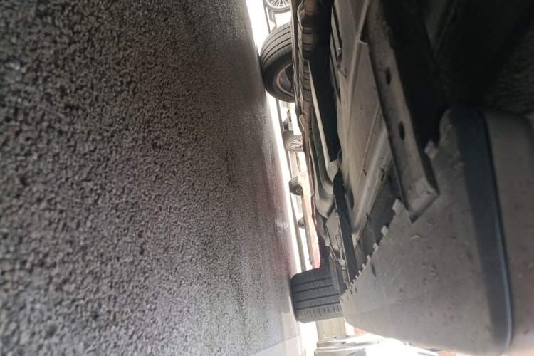 Used Audi Q7 2007 3.6 FSI quattro Comfort Model Chassis Front Left