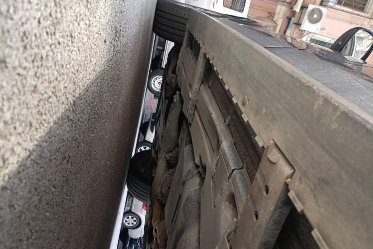 Used Audi Q7 2007 3.6 FSI quattro Comfort Model Chassis Rear Left