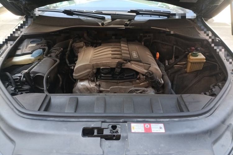 Used Audi Q7 2007 3.6 FSI quattro Comfort Model Engine Bay