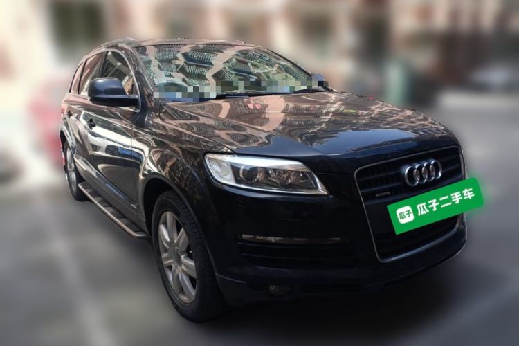 Used Audi Q7 2007 3.6 FSI quattro Comfort Model Front Right 45 Deg