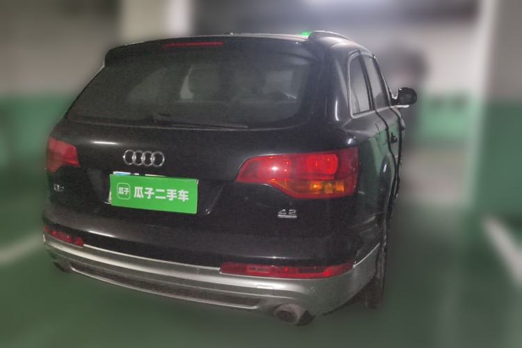 Used Audi Q7 2007 4.2 FSI quattro Luxury Model Rear Right 45 Deg