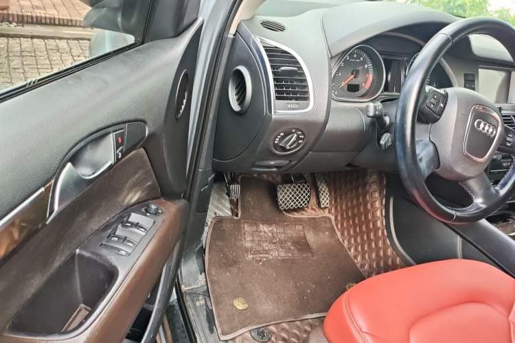 Used Audi Q7 2007 3.6 FSI quattro Technology Edition Driver Seat