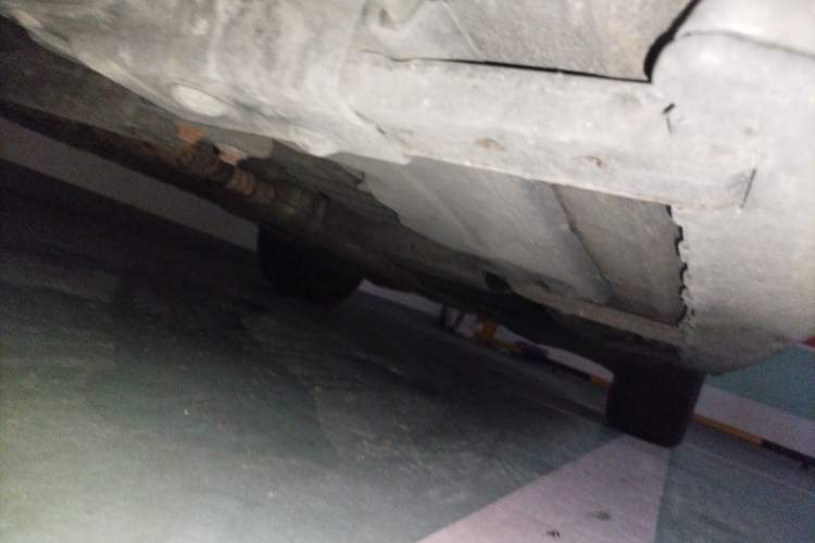 Used Audi Q7  Chassis Front Left