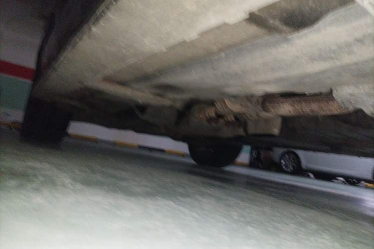 Used Audi Q7  Chassis Front Right