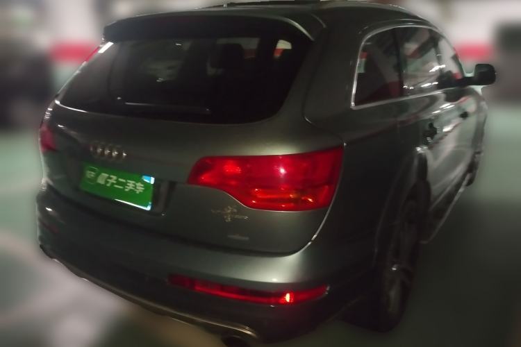 Used Audi Q7  Rear Right 45 Deg