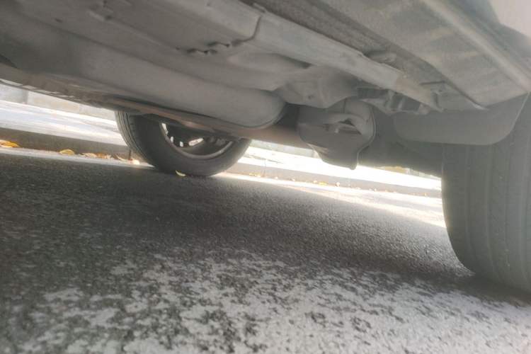 Used Audi Q7 2010 3.6 FSI quattro Technology model Chassis Rear Left