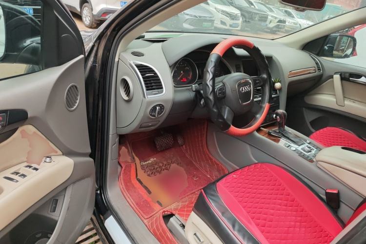 Used Audi Q7 2010 3.6 FSI quattro base version Driver Seat