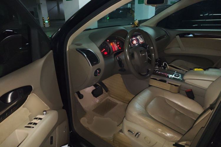 Used Audi Q7 2010 3.6 FSI quattro Comfort Edition Driver Seat