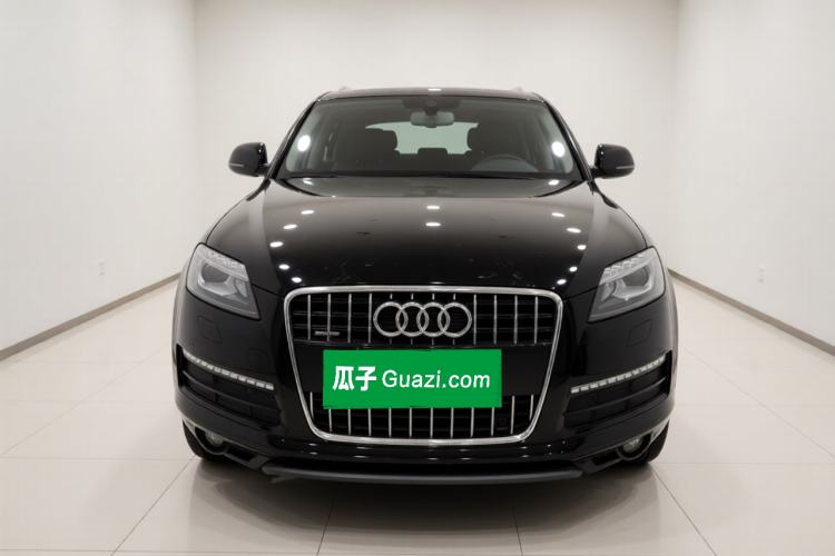 Used Audi Q7 2010 3.6 FSI quattro base version Front