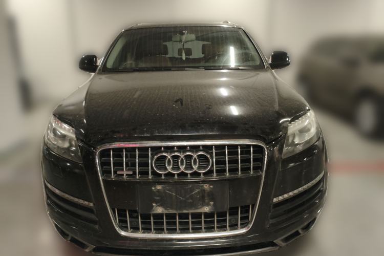 Used Audi Q7 2010 3.6 FSI quattro base version Front