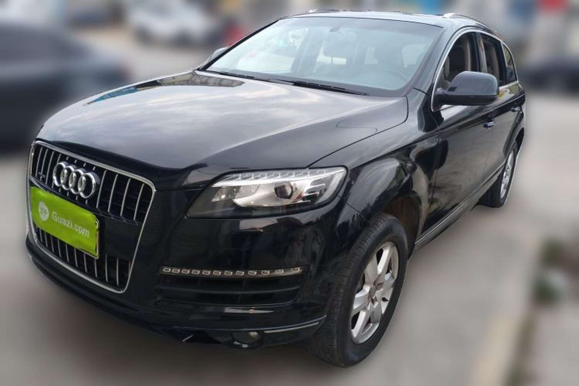 Used Audi Q7 2010 3.6 FSI quattro base version Front Left 45 Deg