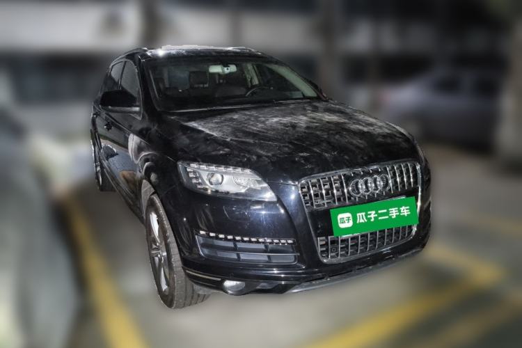 Used Audi Q7 2010 3.6 FSI quattro base version Front Right 45 Deg