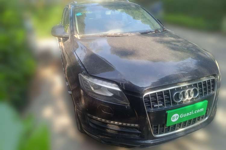 Used Audi Q7 2010 3.6 FSI quattro base version Front Right 45 Deg