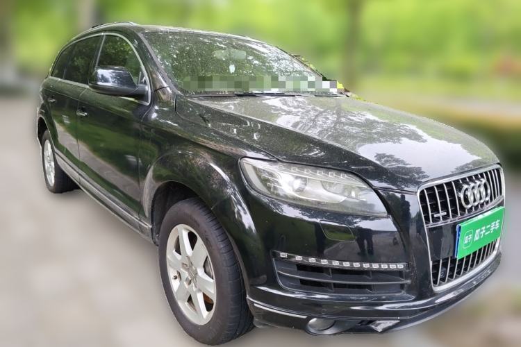 Used Audi Q7 2010 3.6 FSI quattro Technology model Front Right 45 Deg
