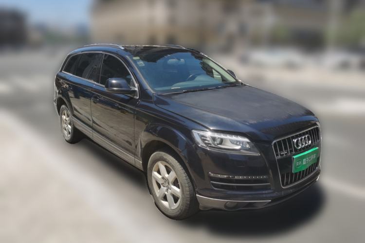Used Audi Q7 2010 3.6 FSI Technology Off-Road Collector's Edition Front Right 45 Deg